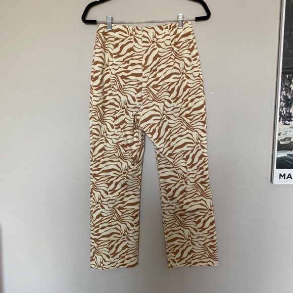Aritzia Muse Pant Sz 4 - Picture 4 of 5